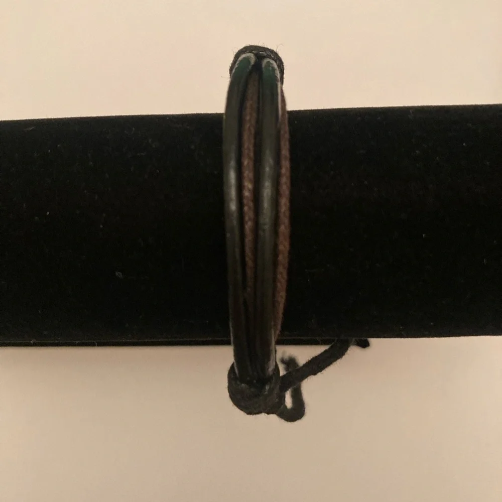 Set of Three Leather Bracelets in Black and Brown - Picture 3 of 7